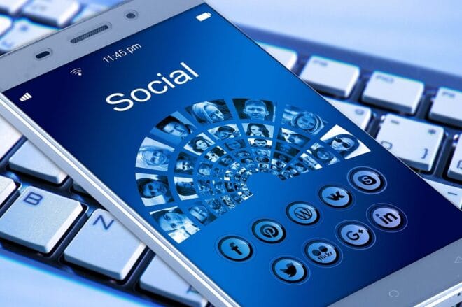 Social media - Mastering the Art of Social Media Metrics: Essential Metrics for Every Marketer